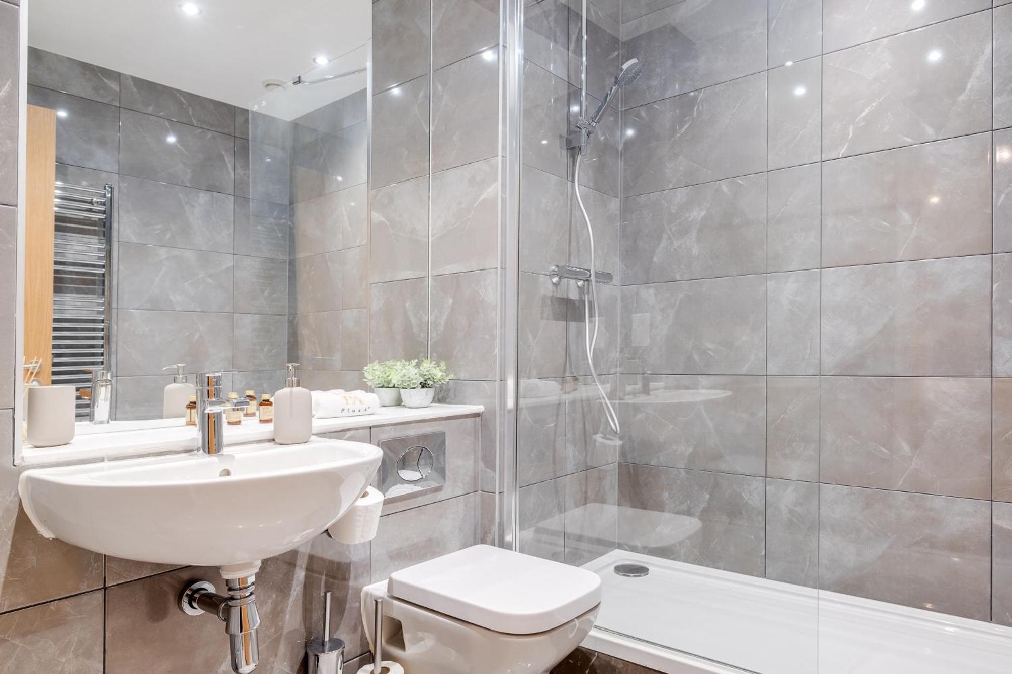 Pluxa Creme Opulence 5 Star Beautiful High End Apartment In Birmingham City Centre エクステリア 写真