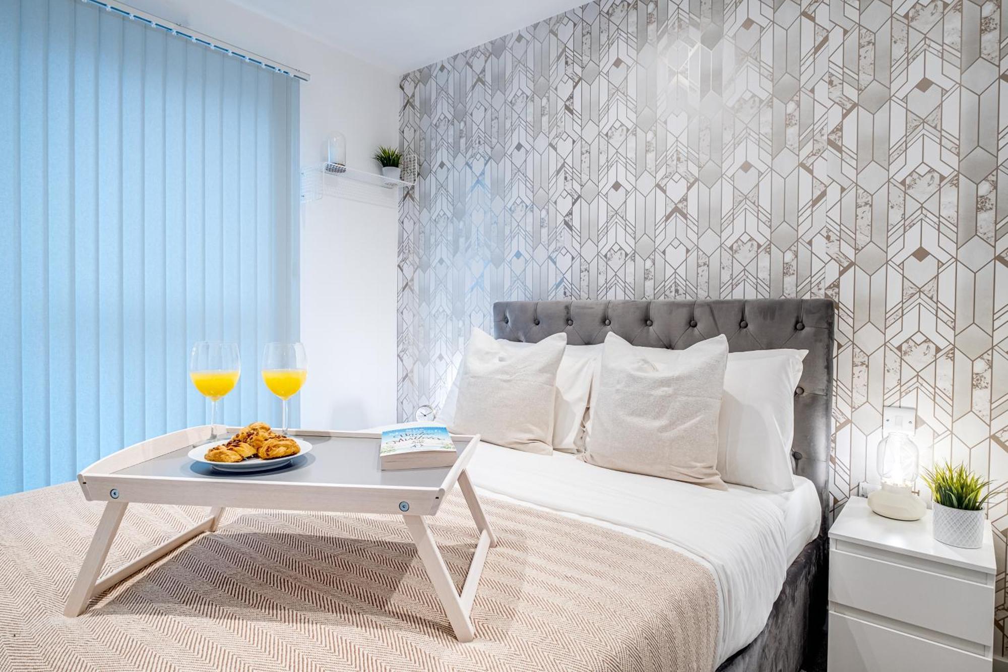 Pluxa Creme Opulence 5 Star Beautiful High End Apartment In Birmingham City Centre エクステリア 写真