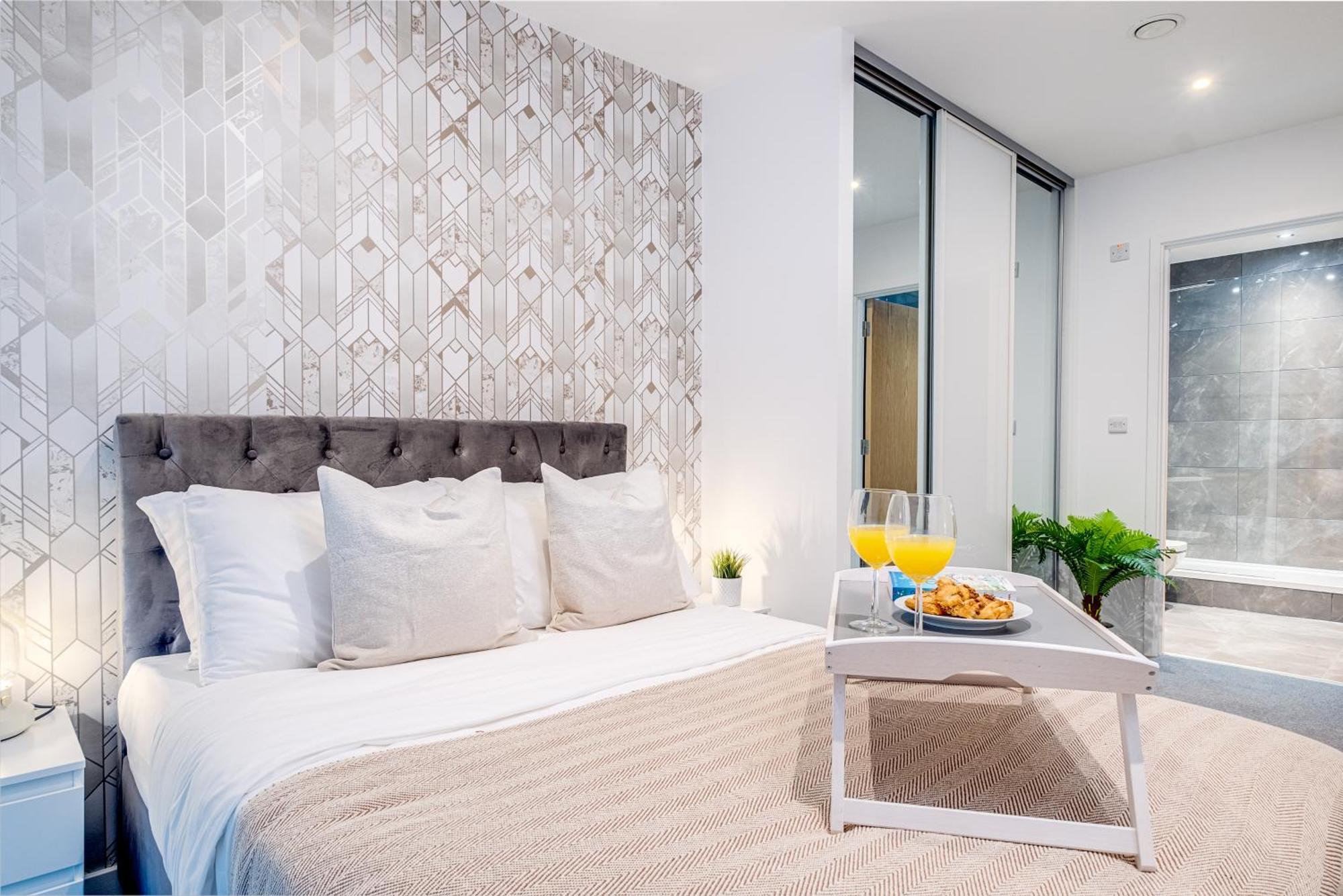 Pluxa Creme Opulence 5 Star Beautiful High End Apartment In Birmingham City Centre エクステリア 写真